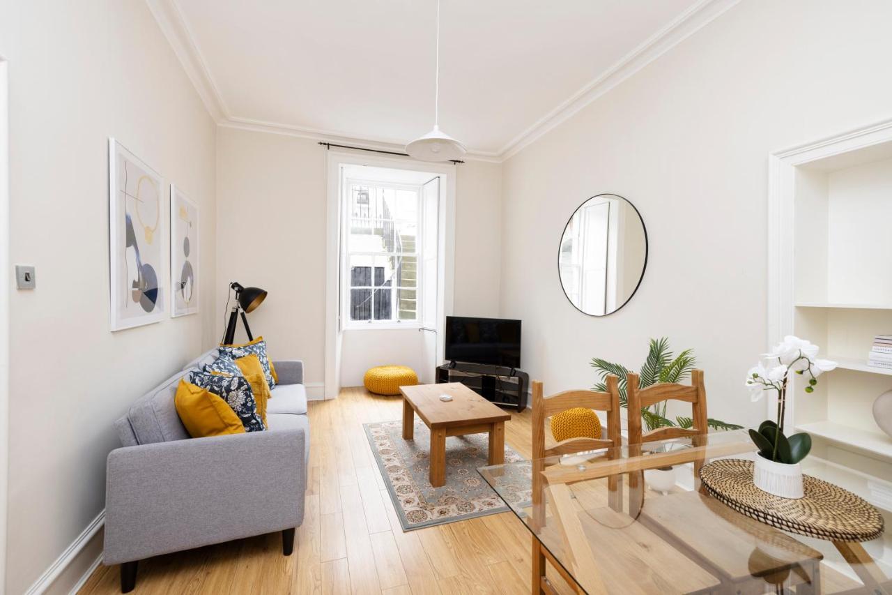 Joivy Chic Apartment Near Stockbridge Market إدنبرة المظهر الخارجي الصورة